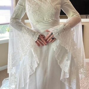 Vintage Bell Sleeve Formal Wedding Dress 70s style